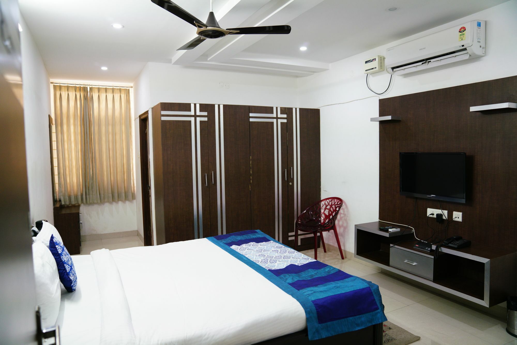 Hitech Shilparamam Guest House Hyderabad Esterno foto